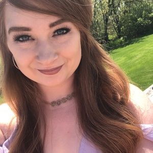 Meet your Posher, Kelly